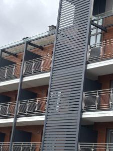 Balkonová příčka